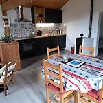 Charmante Maison Au Coeur Du Lavaux, Cully, Cuisine, Wifi, Les Echalas Hébergement de vacances