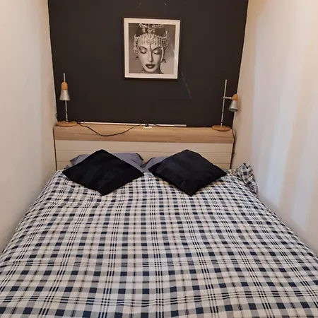 Charmante Maison Au Coeur Du Lavaux, Cully, Cuisine, Wifi, Les Echalas *